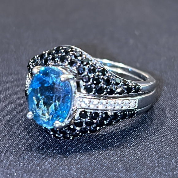 Blue Topaz Ring with Black Spinel Guard - Picture 3 of 7